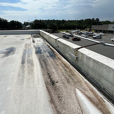 15-Year-GAF-High-Solids-Silicone-System-At-Advanced-Auto 3